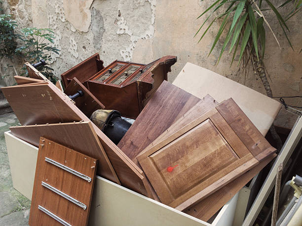 Best Retail Junk Removal  in Burton, OH